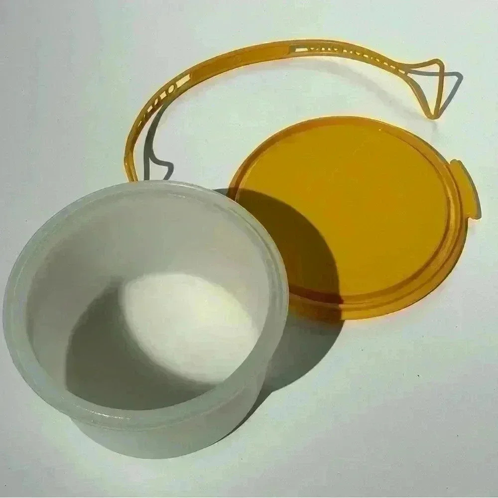 Cutest Tupperware Toy mini cake-taker complete with lid and handle - Picture 4 of 6